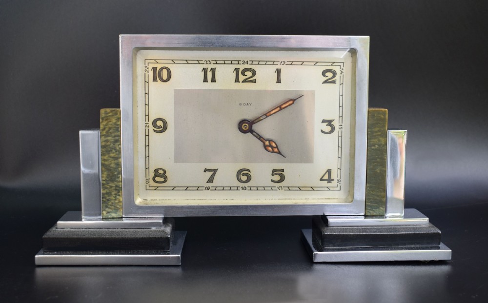 Art Deco 1930's 8 Day Mantle Clock, Chrome & Bakelite | 704118